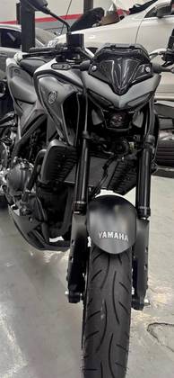 YAMAHA MT-03 CONNECTED ABS 